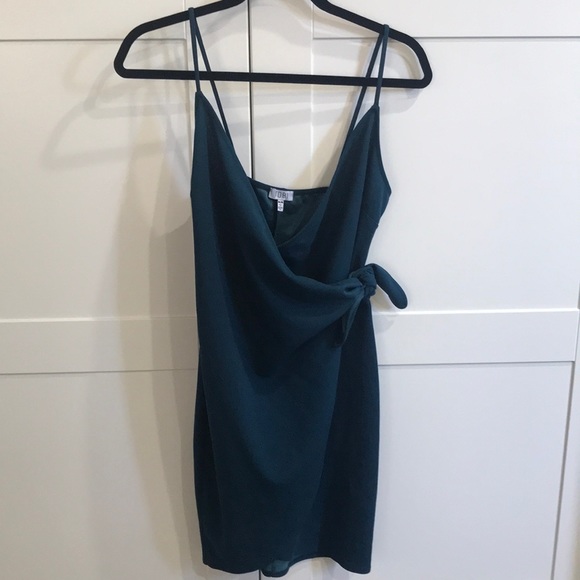 Tobi Dresses & Skirts - TOBI teal wrap dress